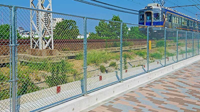 朝日スチール工業のPCフェンス