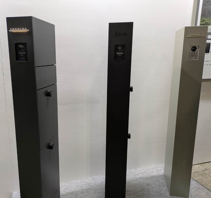 一枚板のようなノイズレスデザイン