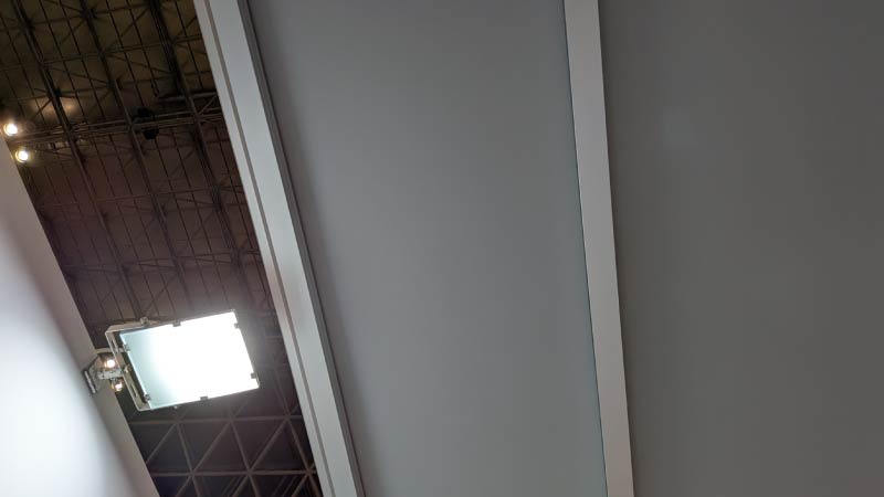 シルバーポリカの下から撮影